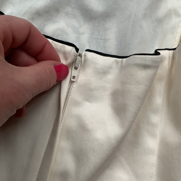 WHBM 🖤 Black Ivory Crop Top Bustier with Sequin Flower Floral Embroidery Detail - Picture 7 of 14